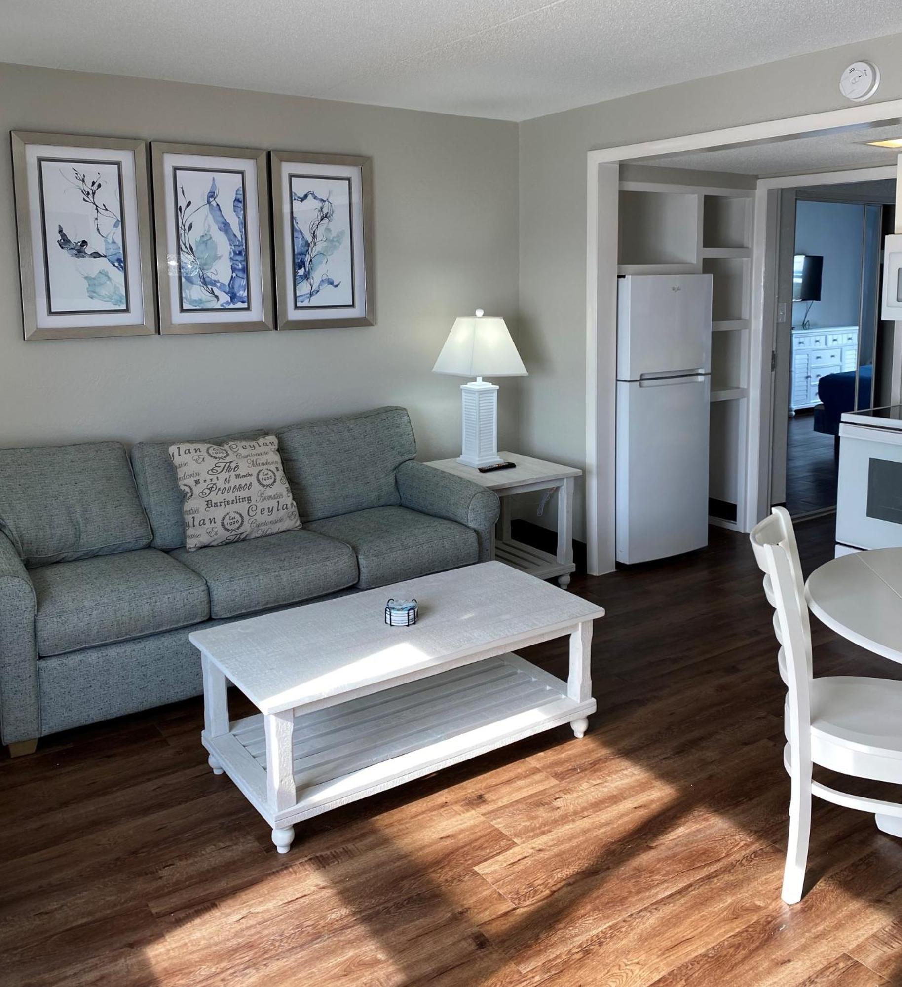 North Shore Oceanfront Resort Hotel Myrtle Beach Room photo