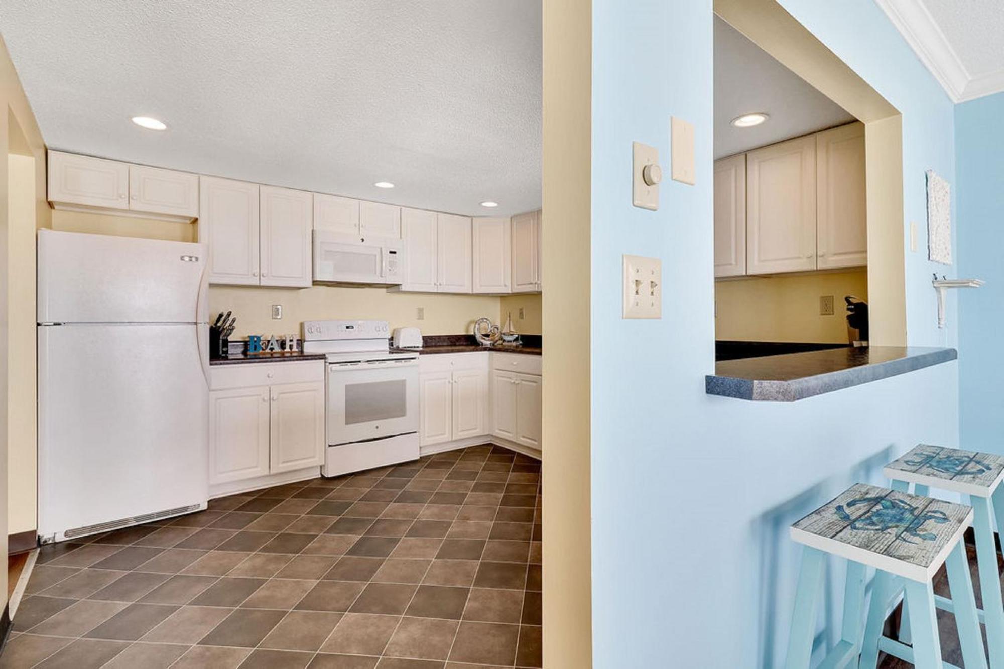 North Shore Oceanfront Resort Hotel Myrtle Beach Room photo