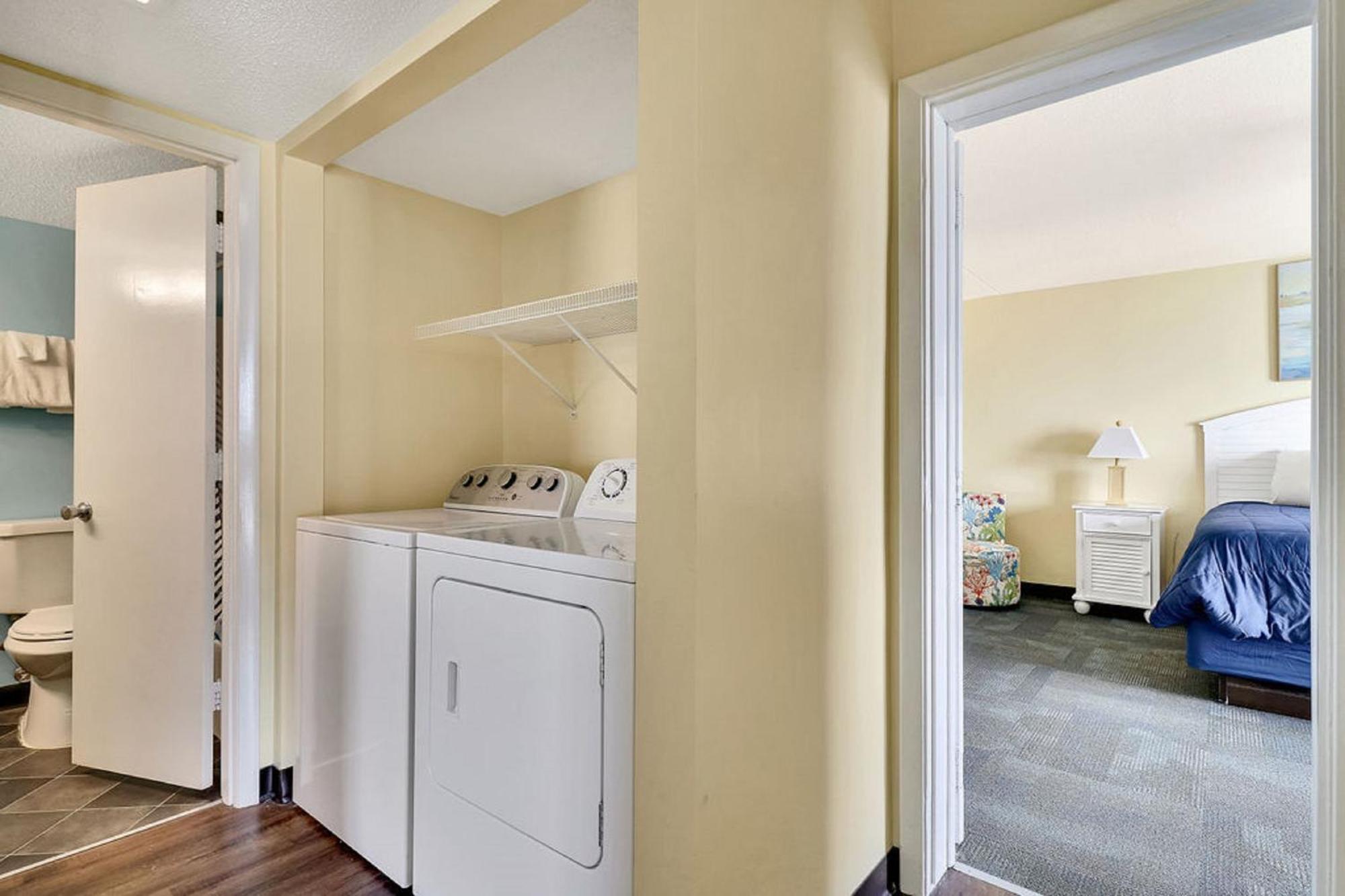 North Shore Oceanfront Resort Hotel Myrtle Beach Room photo
